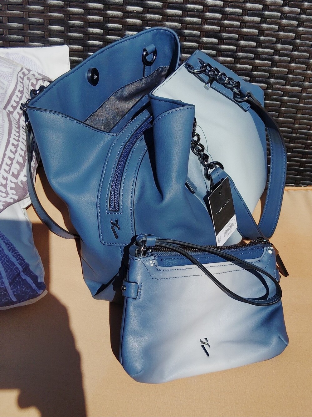 Simply Vera Vera Wang Two-Tone Blue and Light Blue Tote